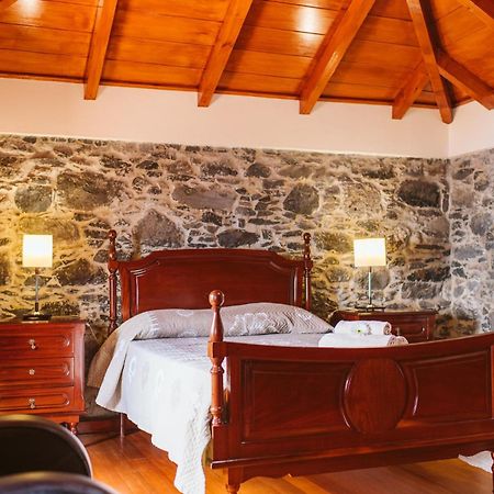 Seixal Sunny Villa A & B By Amazing Madeira Room photo